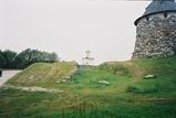 Остров Соловецкий. Защитный ров в северной части укрепления. На заднем плане - Константиновская часовня.