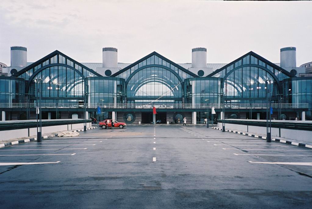 Ладожский вокзал в Санкт-Петербурге